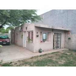 vendo casa en Barrio Carrara