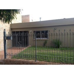 VENTA CASA 3 DORMITORIOS AV. RECTA MARTINOLLI 7800