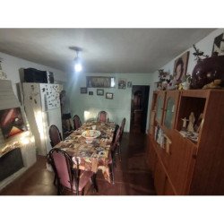 VENTA DE CASA MAS 3 DEPTOS CHICOS EN PARQUE LICEO