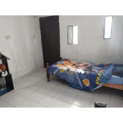SE VENDE CASA + LOCAL COMERCIAL. B° V. LIBERTADOR