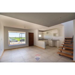 DUPLEX 2 DORMITORIOS EN VENTA EN VALLE CERCANO