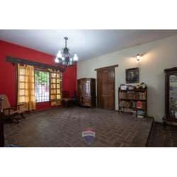 VENTA CASA 3 DORMITORIOS GRAN PATIO AMEGUINO SUD