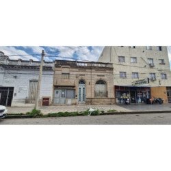 CASA 4 DORMITORIOS Y GALPON B. SAN VICENTE