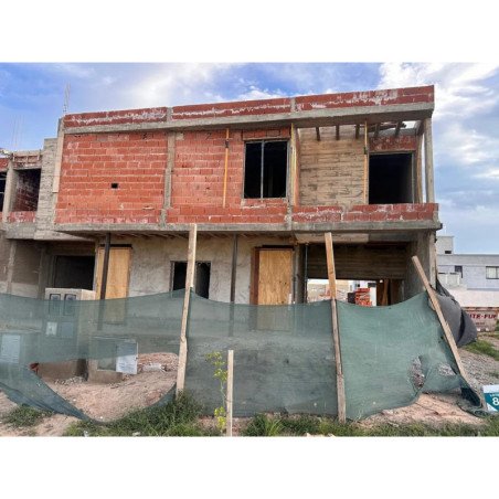 SOLARES DE MANANTIALES DUPLEX PREMIUM 3 DORM