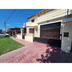 VENTA CASA MARQUES DE SOBREMONTE 3 DORM