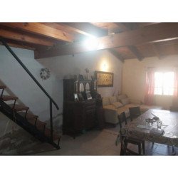 Casa 3 dorm con esc en b° Caceres Appto Bancor