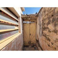 VENTA CASA INTERNA DE 2 HABITACIONES SOBRE AV ALEM