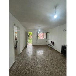 VENTA CASA 3 DORMITORIOS BARRIO LAS FLORES CORDOBA