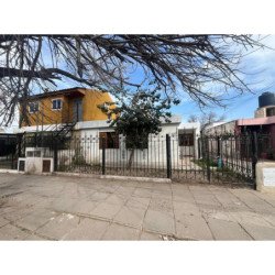 VENTA CASA 3 DORMITORIOS BARRIO LAS FLORES CORDOBA