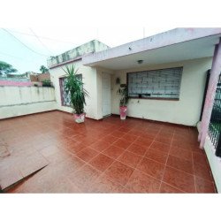 SE VENDE CASA 2 DORM. ALTO ALBERDI CORDOBA
