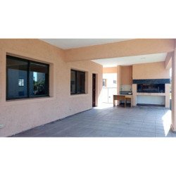 VENTA CASA 3 DORM + ESTUDIO, VALLE DEL GOLF