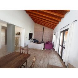 VENTA CASA 3 DORM TEJAS 4 PILETA AMPLIO TERRENO