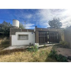 VENTA CASA COSTA AZUL 3 DORM A REFACCIONAR