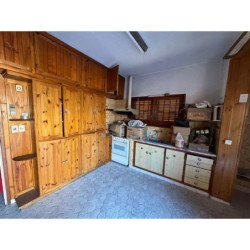 SE VENDE CASA 2 DORMITORIOS - VILLA CARLOS PAZ