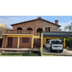 VENTA CASA 3 DORM EN SAN ANTONIO A MTS DEL RIO