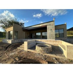 CASA EN POZO EN SAN ANTONIO DE ARREDONDO