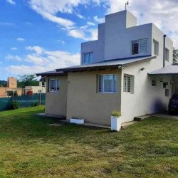 VENTA CABAÑAS 2 DORM. SAN ANTONIO DE ARREDONDO
