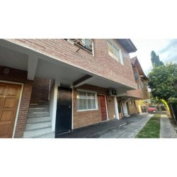 VENTA MONOAMBIENTE EN BARRIO SOL Y LAGO