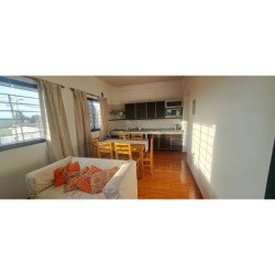 SE VENDE DEPARTAMENTO 2 DORM PATIO COCHERA PARKING