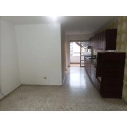 SE VENDE DPTO EN NUEVA CORDOBA SEMI PISO