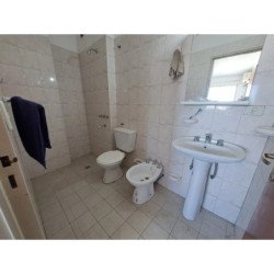 Dpto 2 dorm y 2 baños Balcarce al 200 Centro