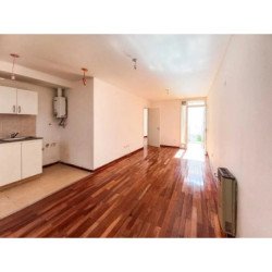 VENTA DEPARTAMENTO 1 DORMITORIO CON PATIO GRAL PAZ